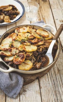  Lancashire Hotpot，香濃軟糯的肉與蔬菜交織，譜寫一曲暖心美味！